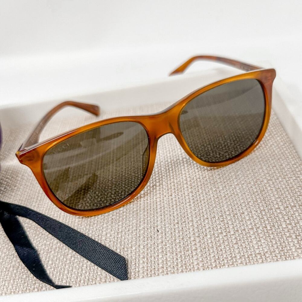 Gucci 57mm Havana Sunglasses with Brown Lenses, EUC, MSRP $370 - Picture 3 of 8